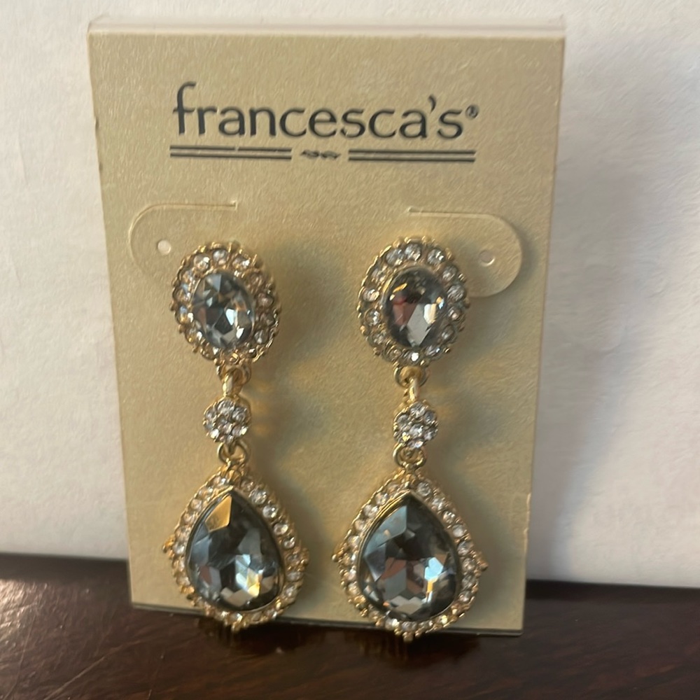 Brand NEW Francesca’s dark gray and faux diamond tear drop earrings NWT